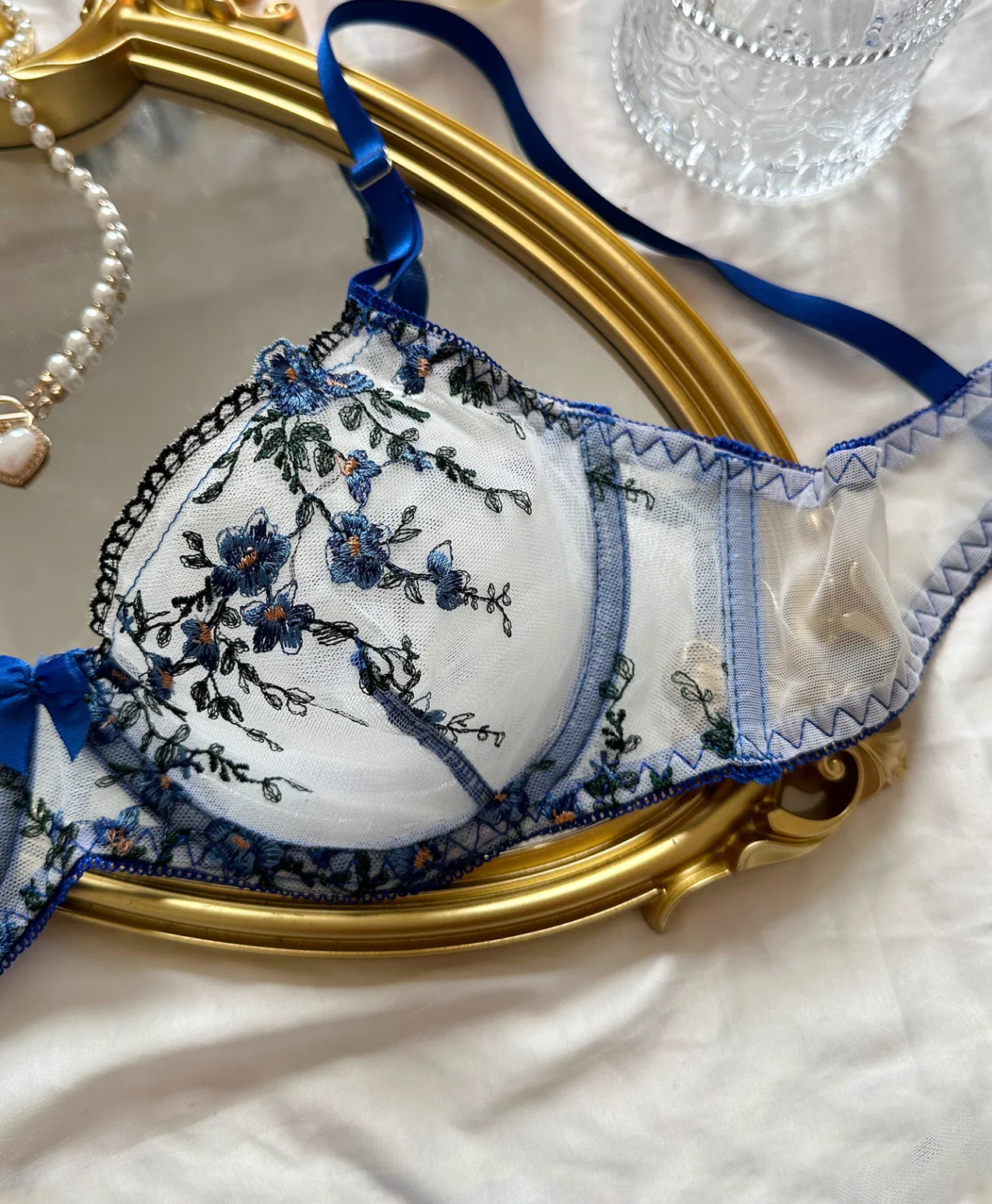 Élodie White Royal Blue Floral