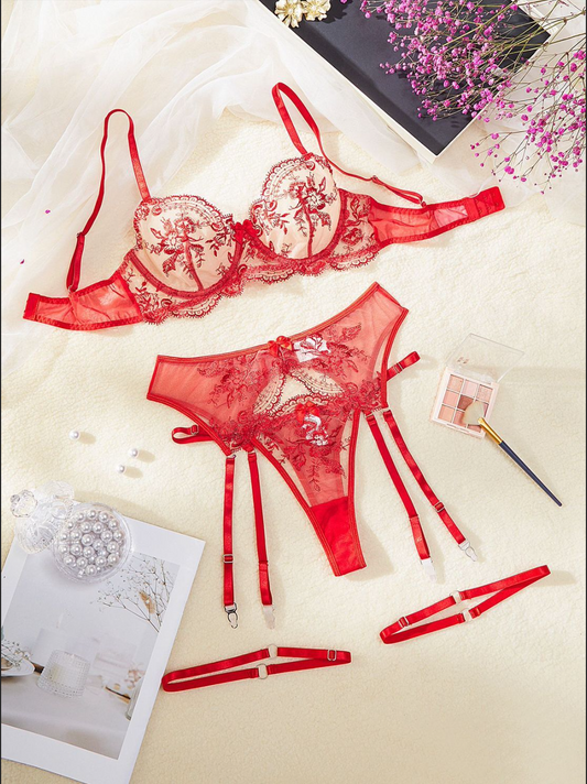 Rouge Lingerie Lace Set