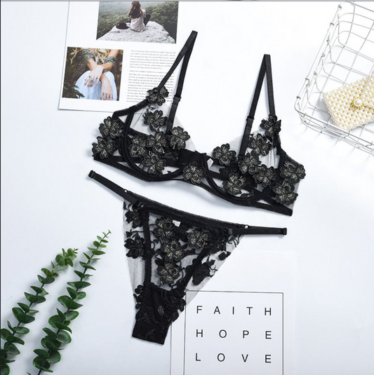 Seductive n Noir Lingerie Lace Set